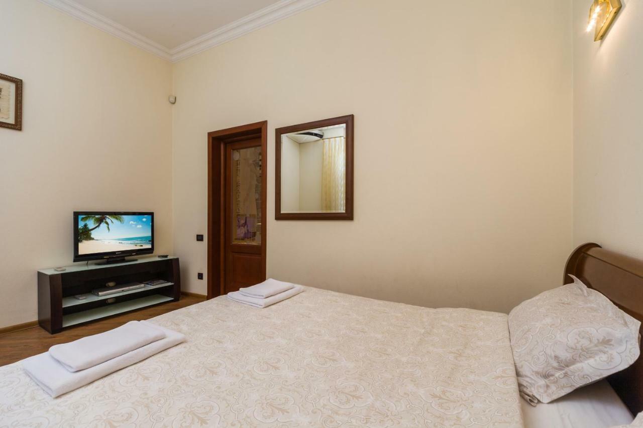 Apartamenty Na Sofievskoy โอเดสซา ภายนอก รูปภาพ
