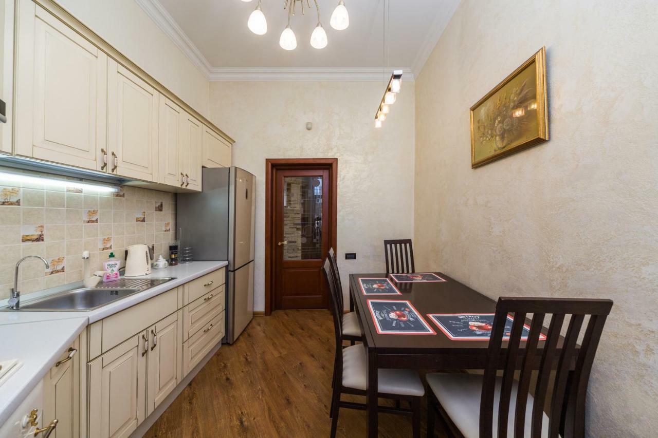 Apartamenty Na Sofievskoy โอเดสซา ภายนอก รูปภาพ