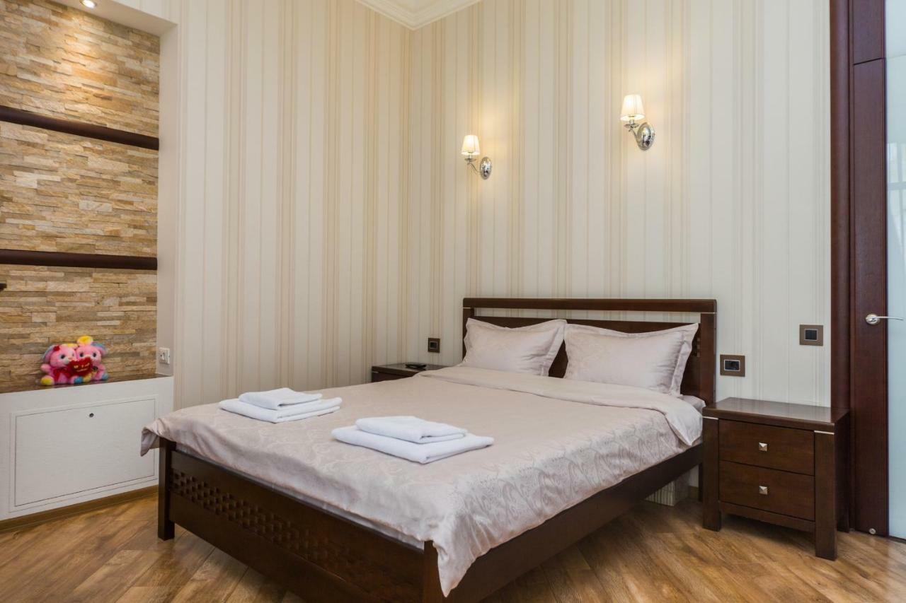 Apartamenty Na Sofievskoy โอเดสซา ภายนอก รูปภาพ