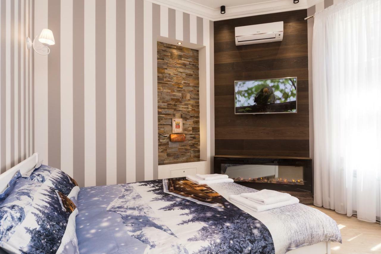 Apartamenty Na Sofievskoy โอเดสซา ภายนอก รูปภาพ